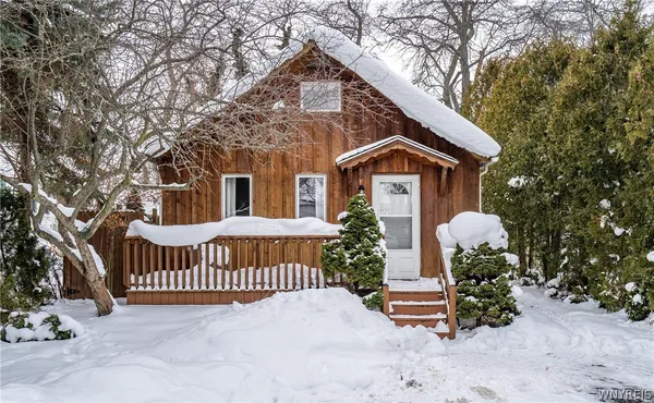 $164,900 | 5216 Orchard Avenue, Hamburg, NY 14075