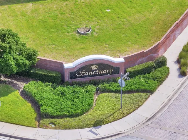 a view of a outdoor space