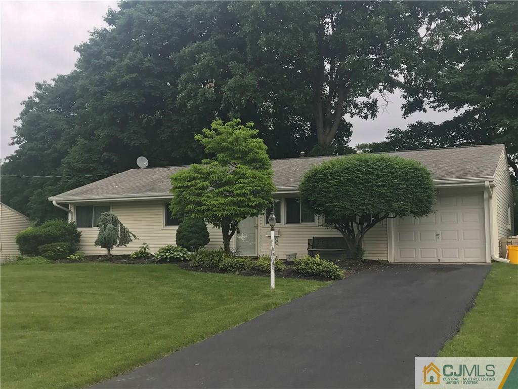 8 Sturgis Road Kendall Park, NJ 08824 - Photo 2 of 16 Gallery Image 2