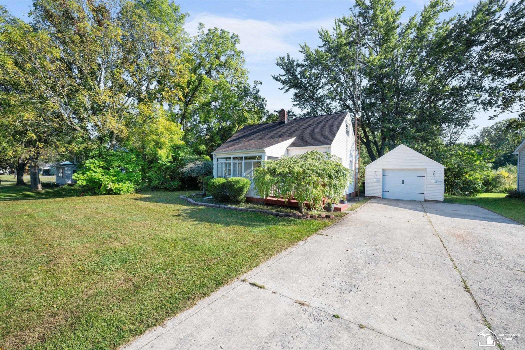 1517 West Temperance Road Temperance, MI 48182 - Photo 4 of 31 Gallery Image 4
