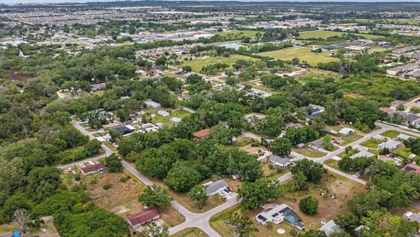 $90,000 | 704 1st Avenue Northeast, Ruskin, FL 33570