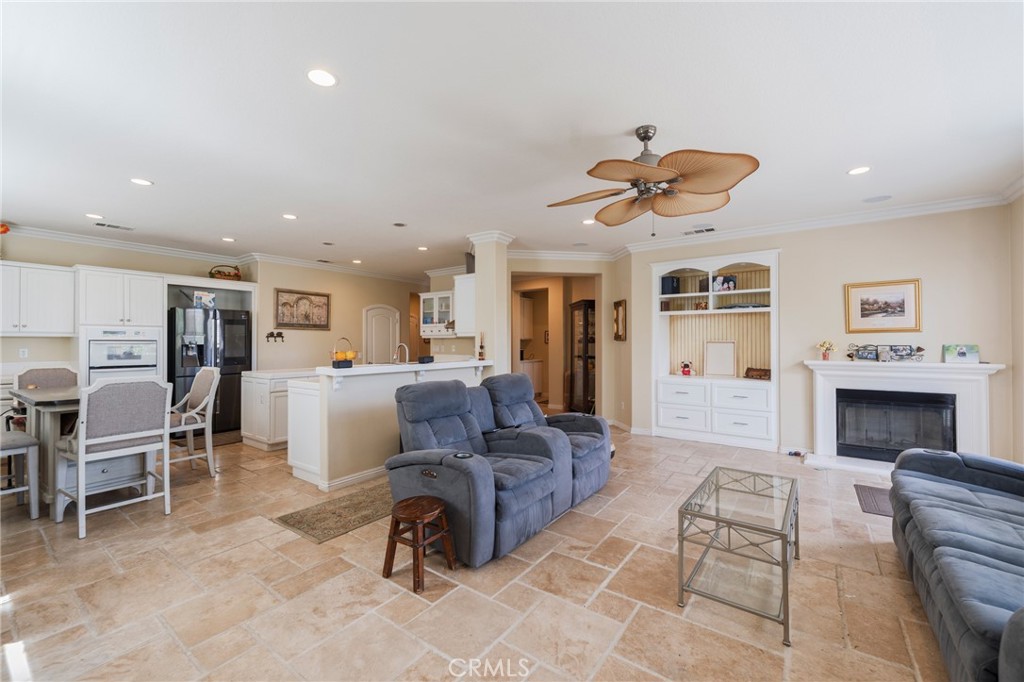 25326 Grandfir Court Corona, CA 92883 - Photo 11 of 44