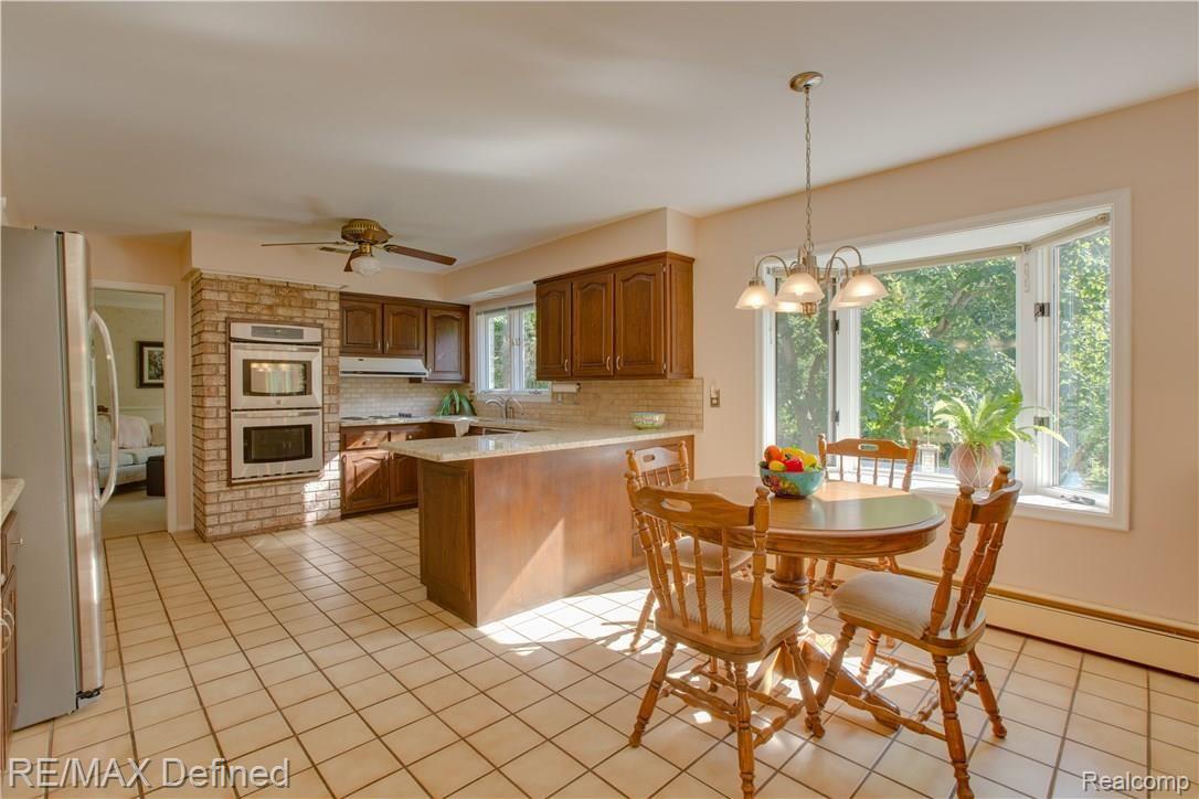 1840 East Gunn Road Rochester, MI 48306 - Photo 8 of 71 08.jpg