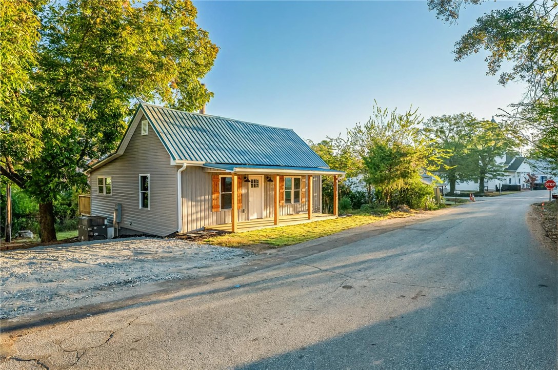 104 West 1st Street Williamston, SC 29697 - Photo 17 of 17