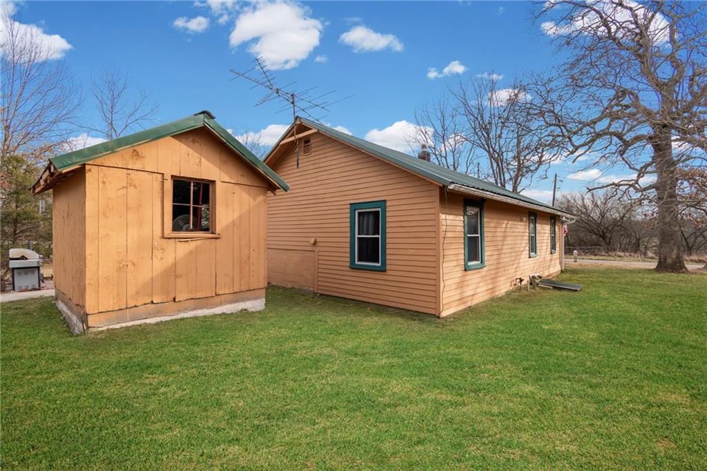 12206 Northeast State Rte D Butler, MO 64730 - Photo 28 of 47