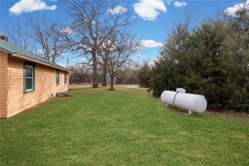 12206 Northeast State Rte D Butler, MO 64730 - Photo 29 of 47