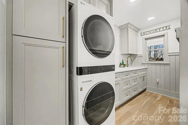 $800,000 | 6396 Crosswinds Drive, Clover, SC 29710