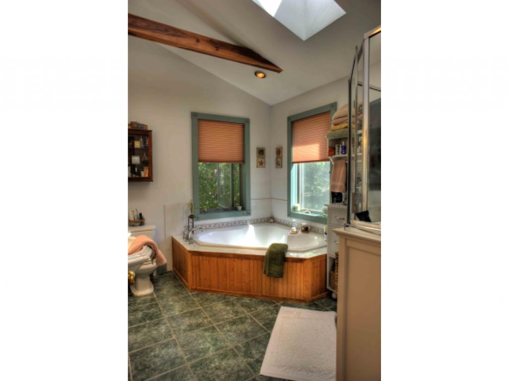 6 N Road Kensington, NH 03833 - Photo 22 of 30