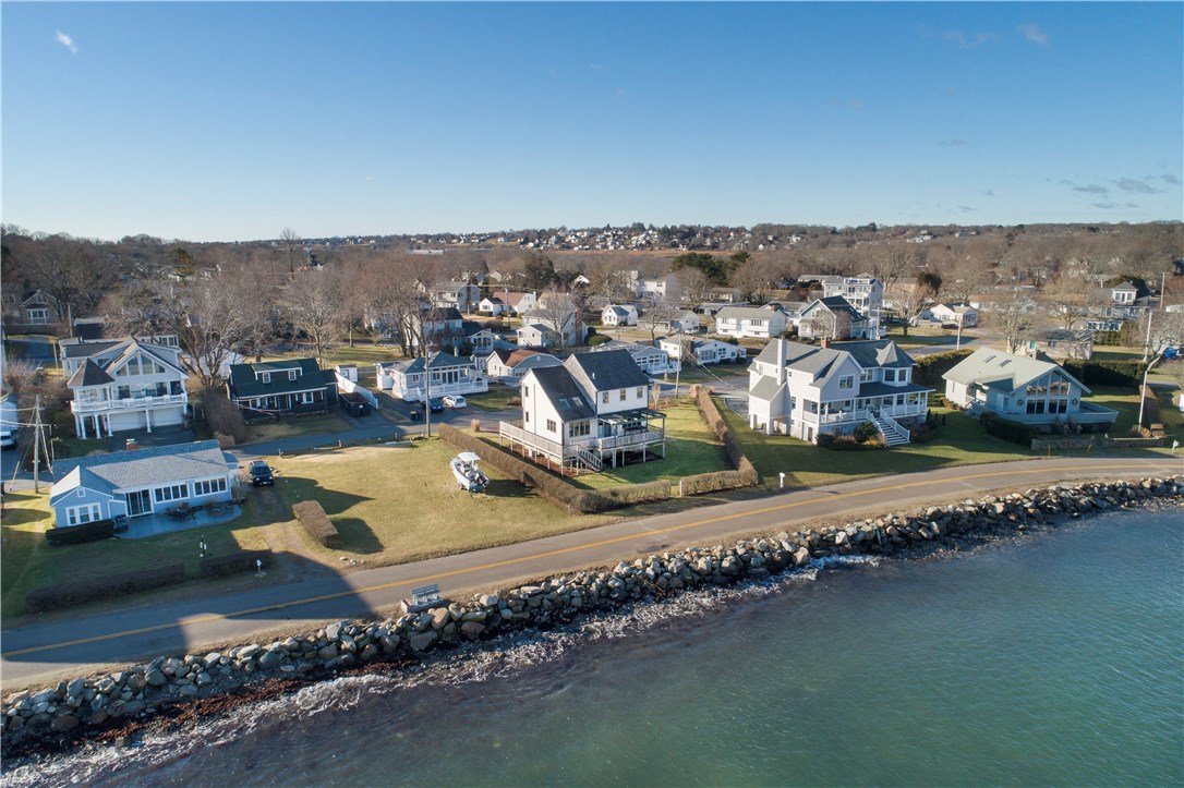 48 Anchorage Road Narragansett, RI 02882 - Photo 4 of 39