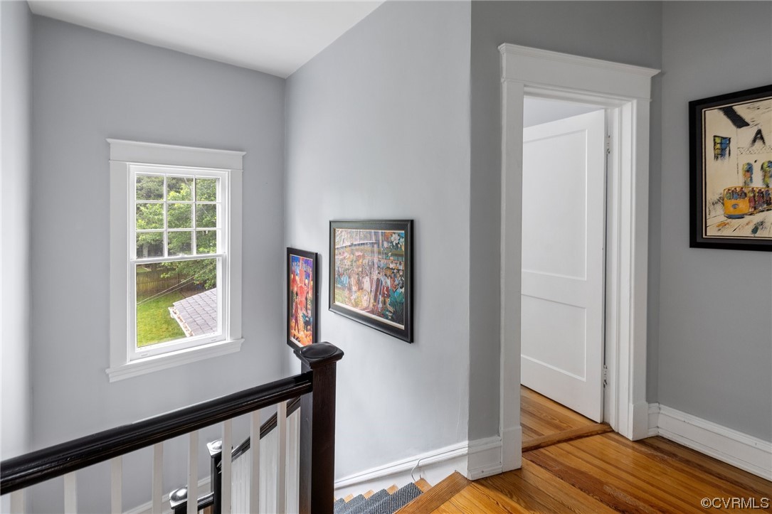 13 Lexington Road Richmond, VA 23226 - Photo 25 of 47 Large second level landing