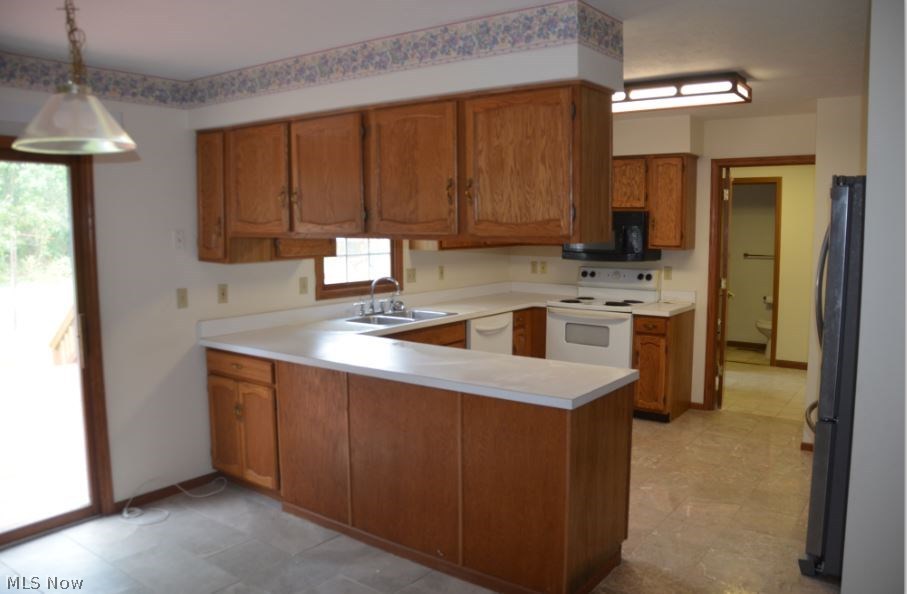 31555 Arthur Road Solon, OH 44139 - Photo 3 of 7