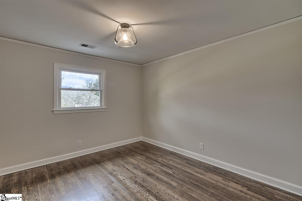 4 Spring Valley Road Greenville, SC 29615 - Photo 20 of 34 Gallery Image 20