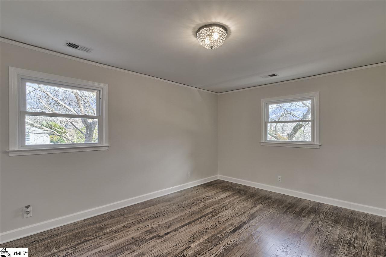 4 Spring Valley Road Greenville, SC 29615 - Photo 22 of 34 Gallery Image 22