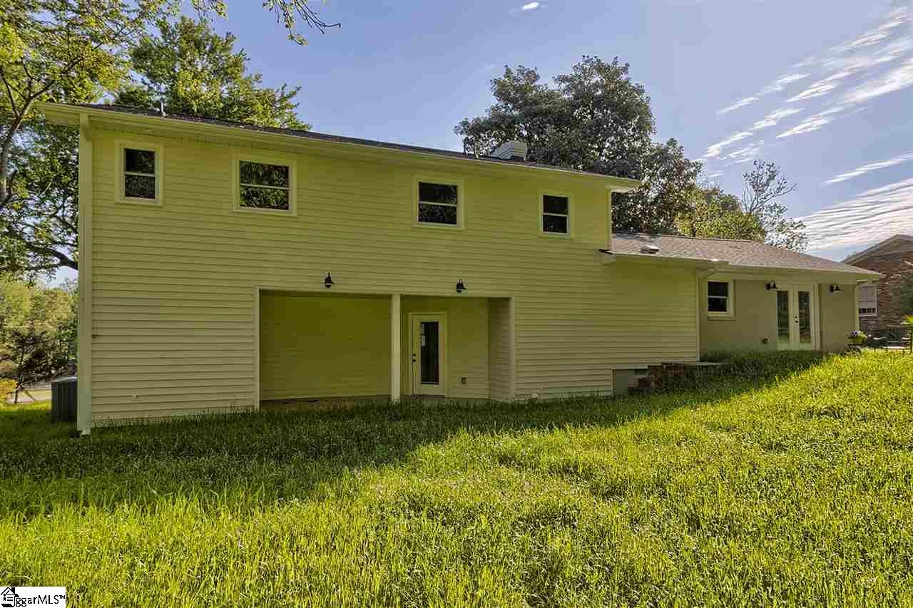 4 Spring Valley Road Greenville, SC 29615 - Photo 29 of 34 Gallery Image 29