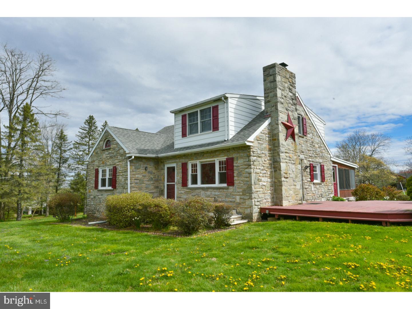 3881 Schuylkill Road Spring City, PA 19475 - Photo 1 of 25