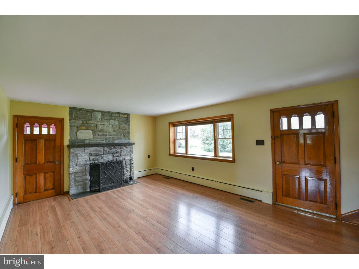 3881 Schuylkill Road Spring City, PA 19475 - Photo 5 of 25