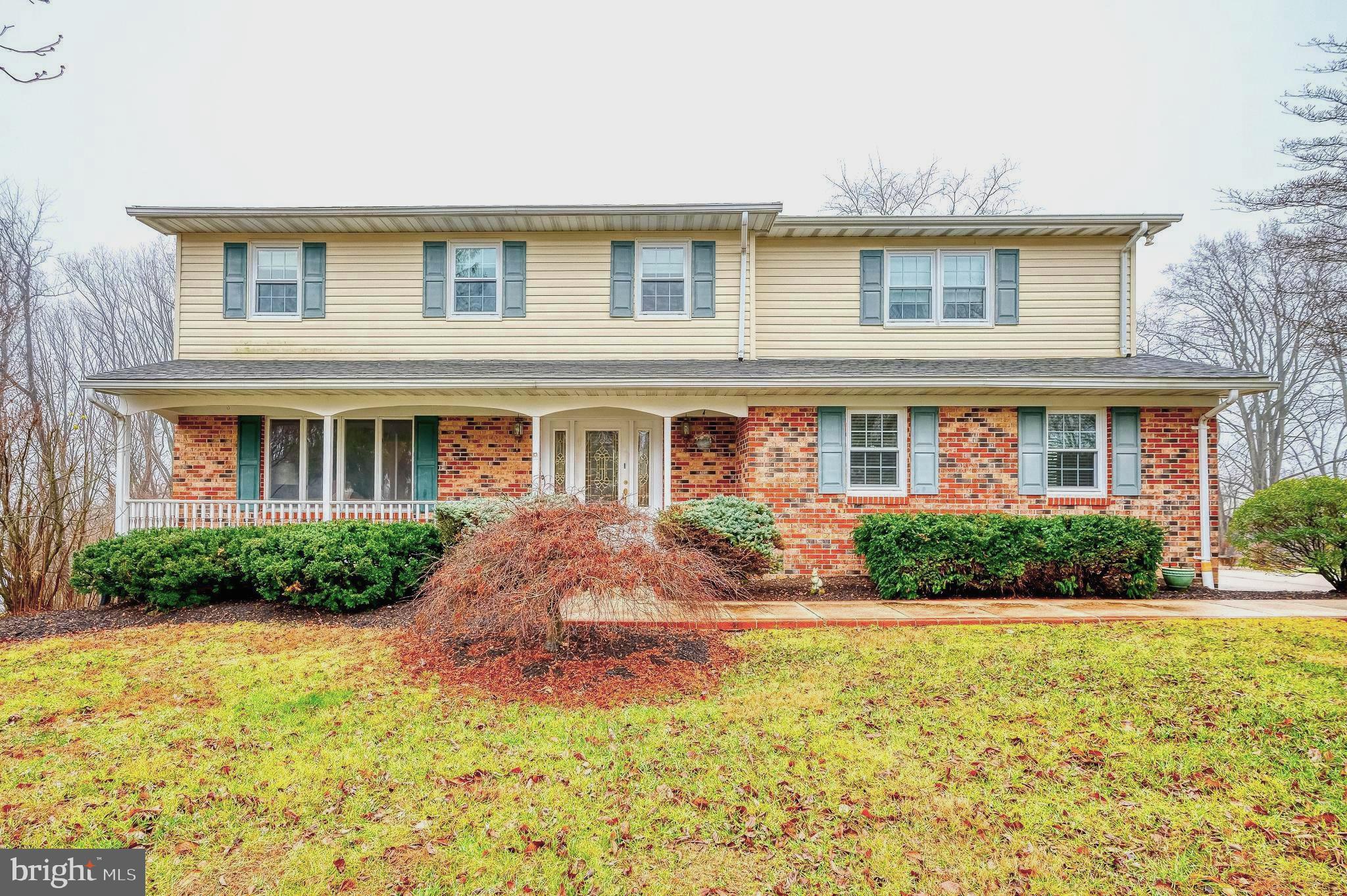 front view of house with a yard