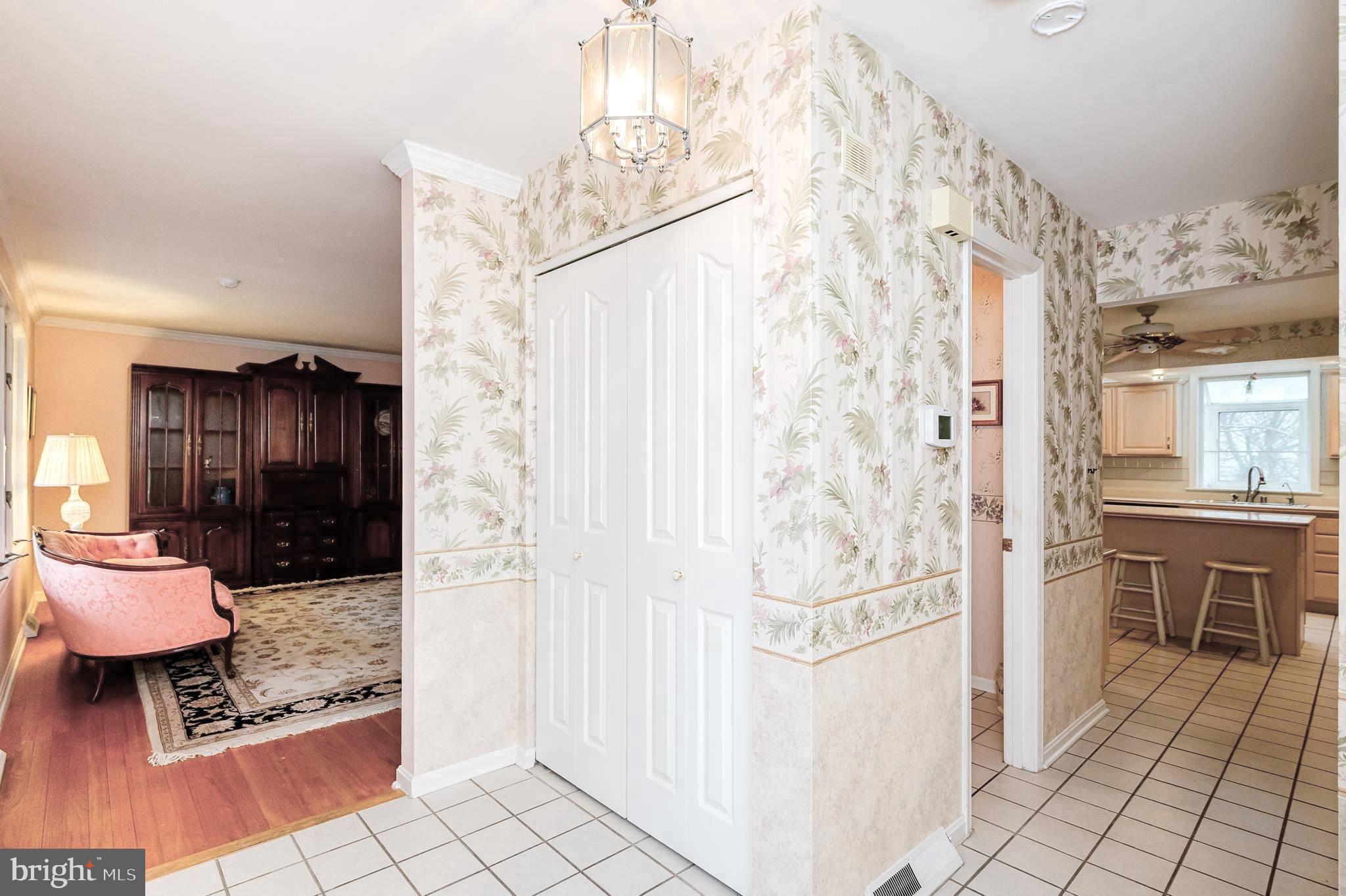 1303 Mill Creek Road Fallston, MD 21047 - Photo 10 of 58 Foyer