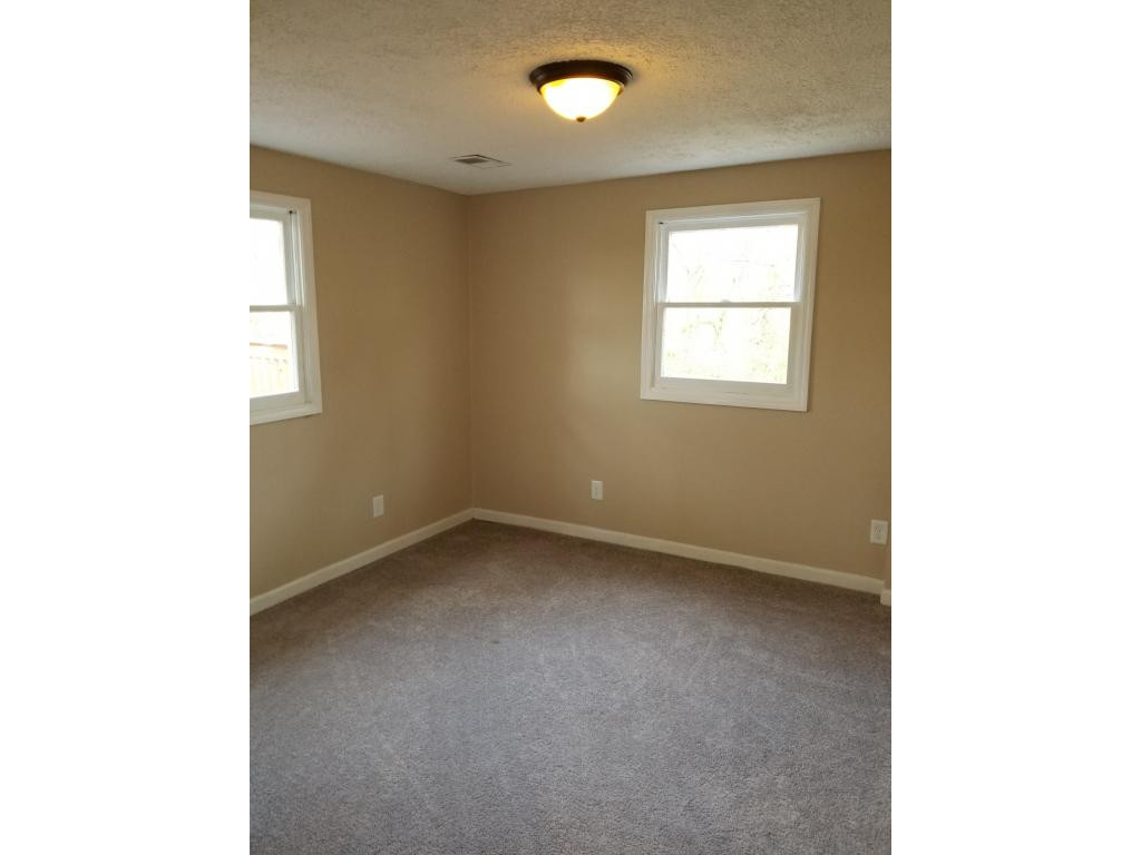 232 Lynn Road Johnson City, TN 37604 - Photo 11 of 27 Photo 11