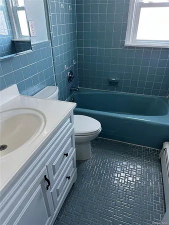 $4,500 | 401 West Walnut Street, Unit UPPR, Long Beach, NY 11561