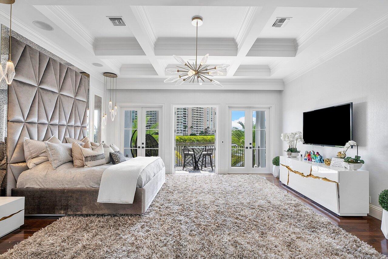 880 Berkley Street Boca Raton, FL 33487 - Photo 14 of 28 026-880BerkleyStreet-BocaRaton-FL-33487-