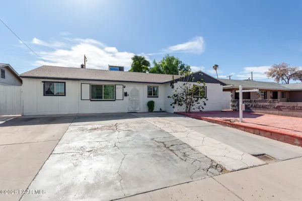 $350,000 | 8151 West Clarendon Avenue, Phoenix, AZ 85033