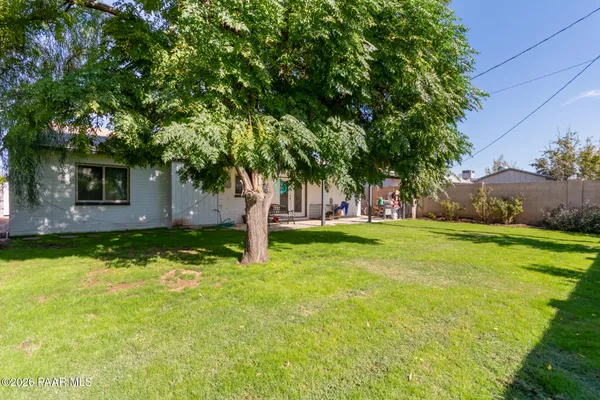 $350,000 | 8151 West Clarendon Avenue, Phoenix, AZ 85033