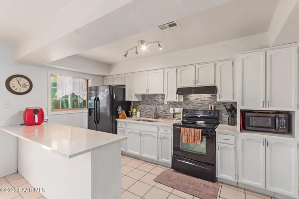 $350,000 | 8151 West Clarendon Avenue, Phoenix, AZ 85033