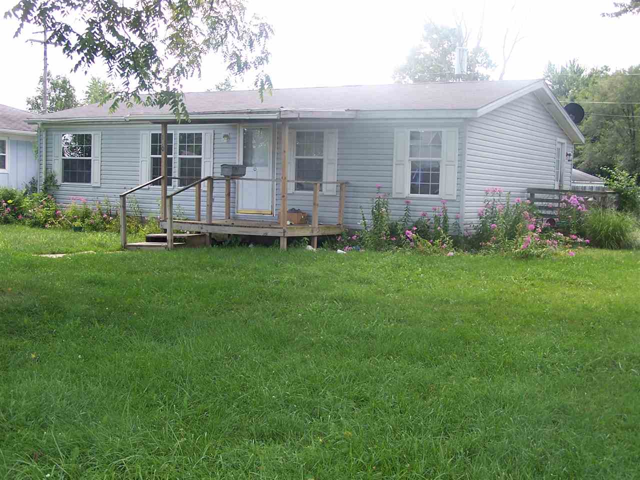 110 South 14th Street Decatur, IN 46733 - Photo 2 of 5