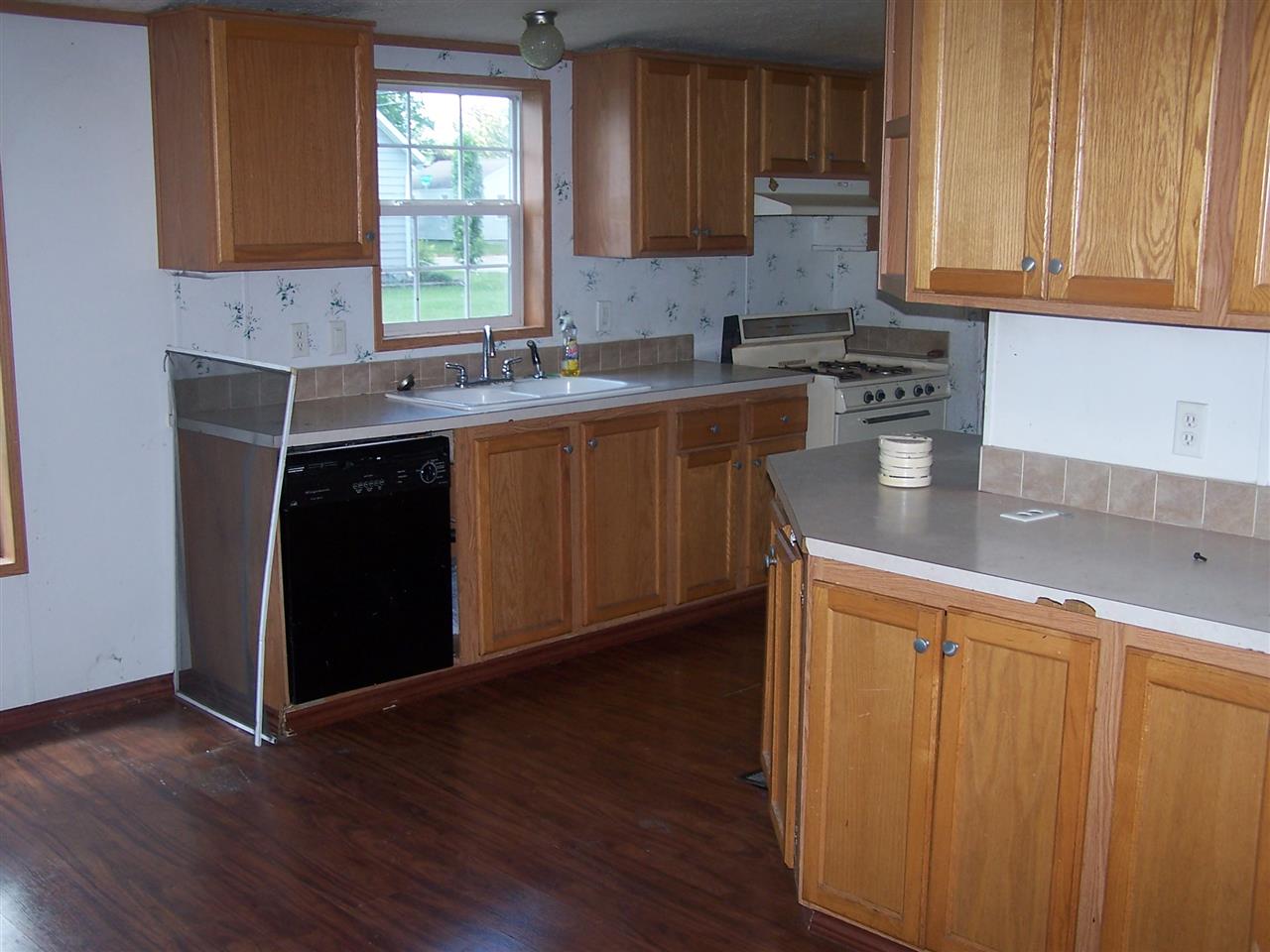 110 South 14th Street Decatur, IN 46733 - Photo 5 of 5