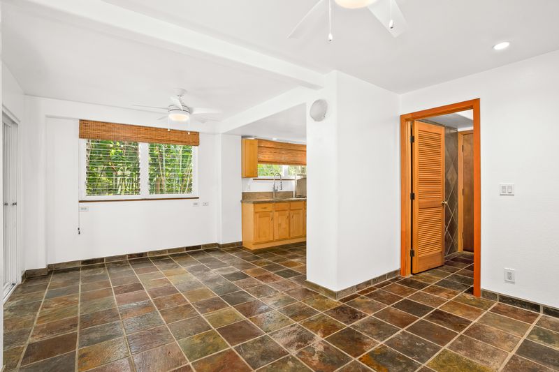4485 Pilikoa Street Hanalei, HI 96714 - Photo 24 of 30 an empty room with windows