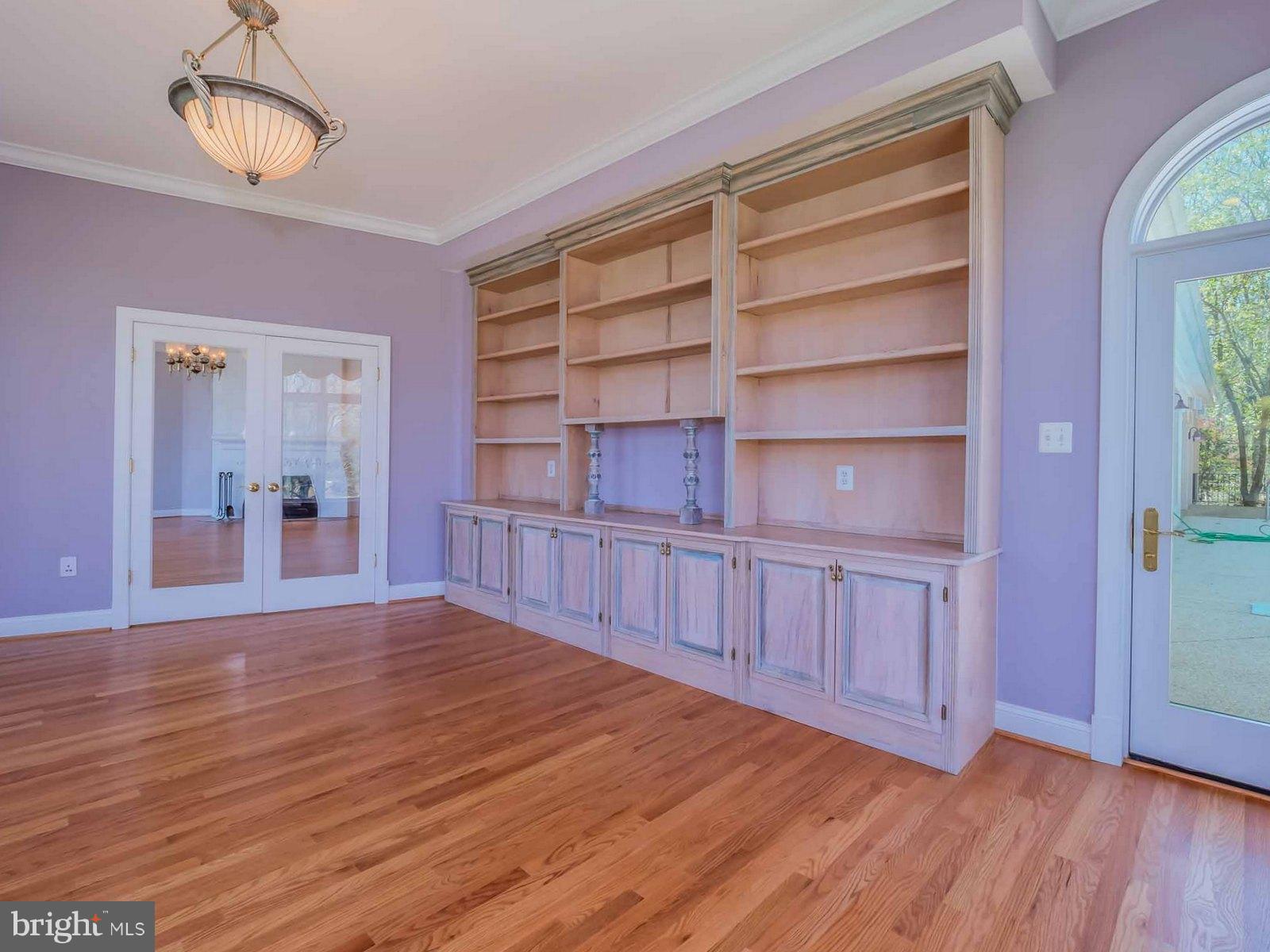 5825 Bayside Road St. Leonard, MD 20685 - Photo 14 of 30 Library w/ awesome built ins