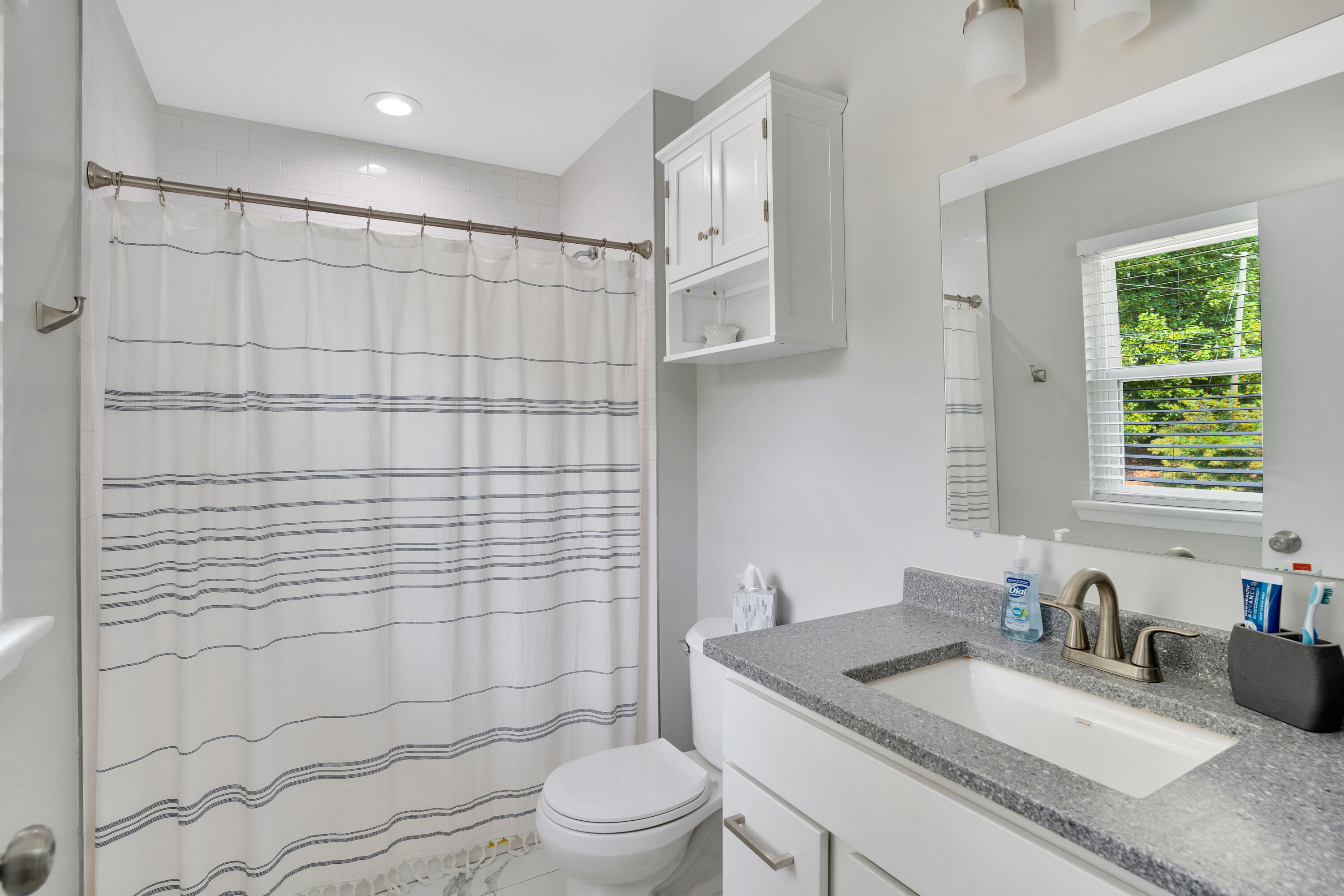 4508 Cloverdale Loop Hixson, TN 37343 - Photo 32 of 44 4508-Cloverdale-Loop-High-Res-Photos-40