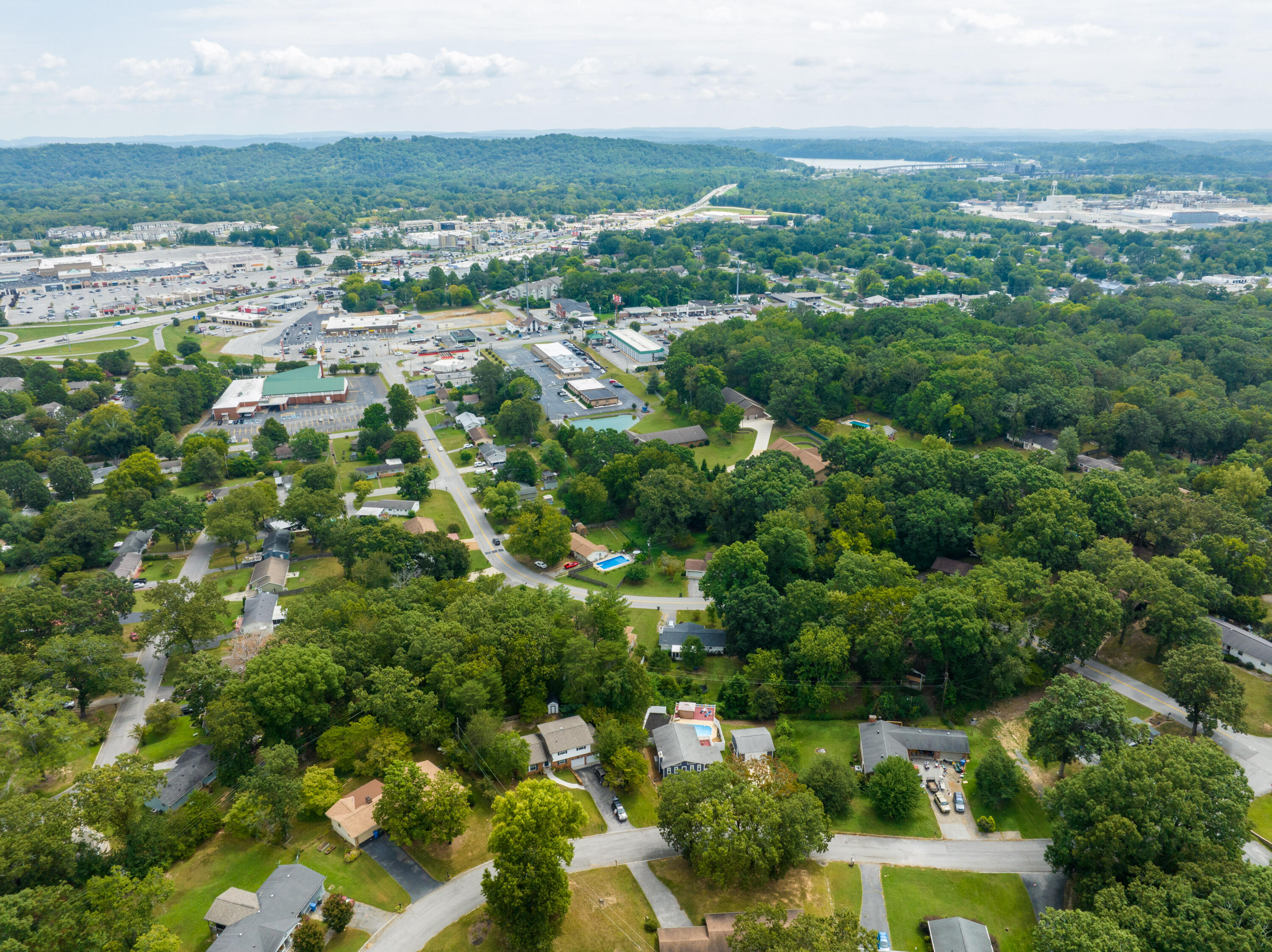 4508 Cloverdale Loop Hixson, TN 37343 - Photo 42 of 44 4508-Cloverdale-Loop-High-Res-Photos-3
