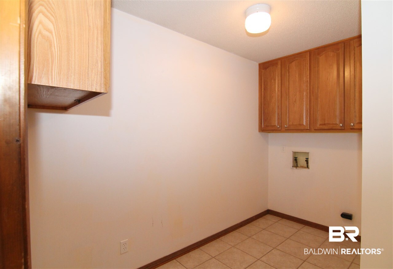 185 Ridgewood Drive Daphne, AL 36526 - Photo 19 of 21 Gallery Image 19