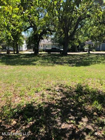 1614 Gordon Avenue Biloxi, MS 39531 - Photo 3 of 3 IMG957071