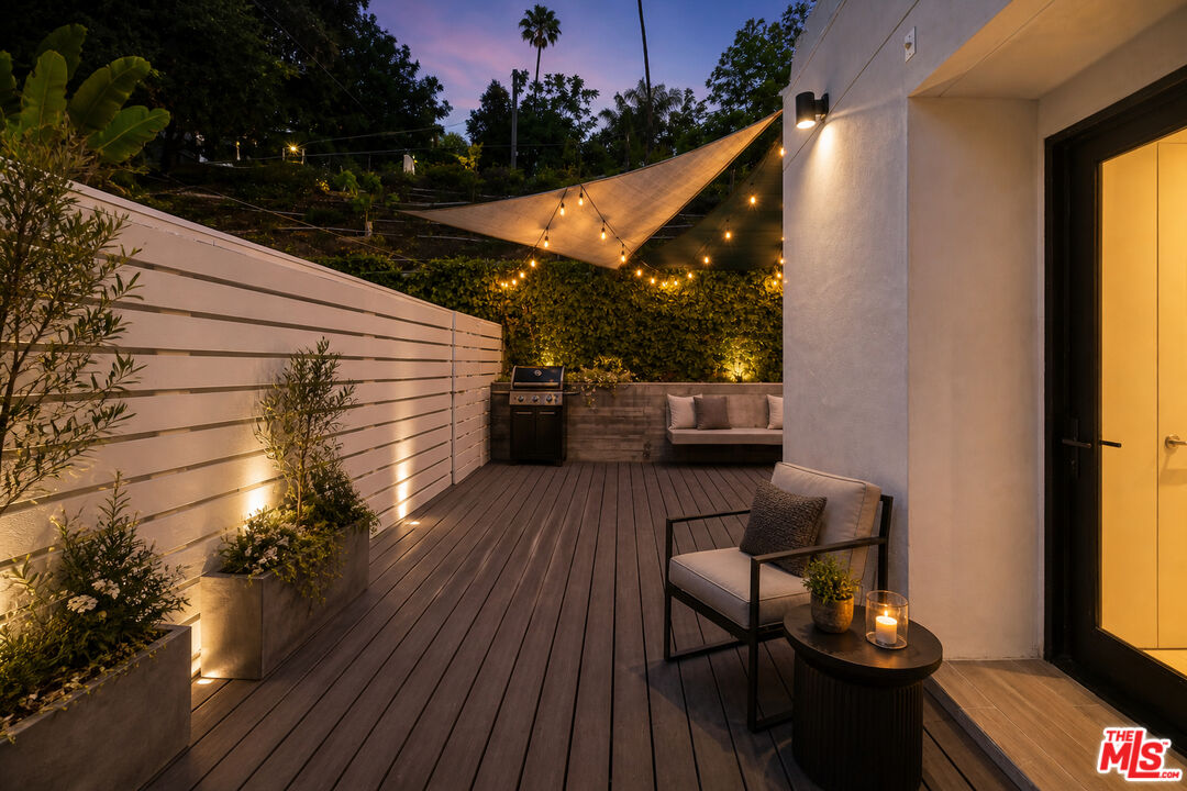 2412 Riverside Drive Los Angeles, CA 90039 - Photo 19 of 24