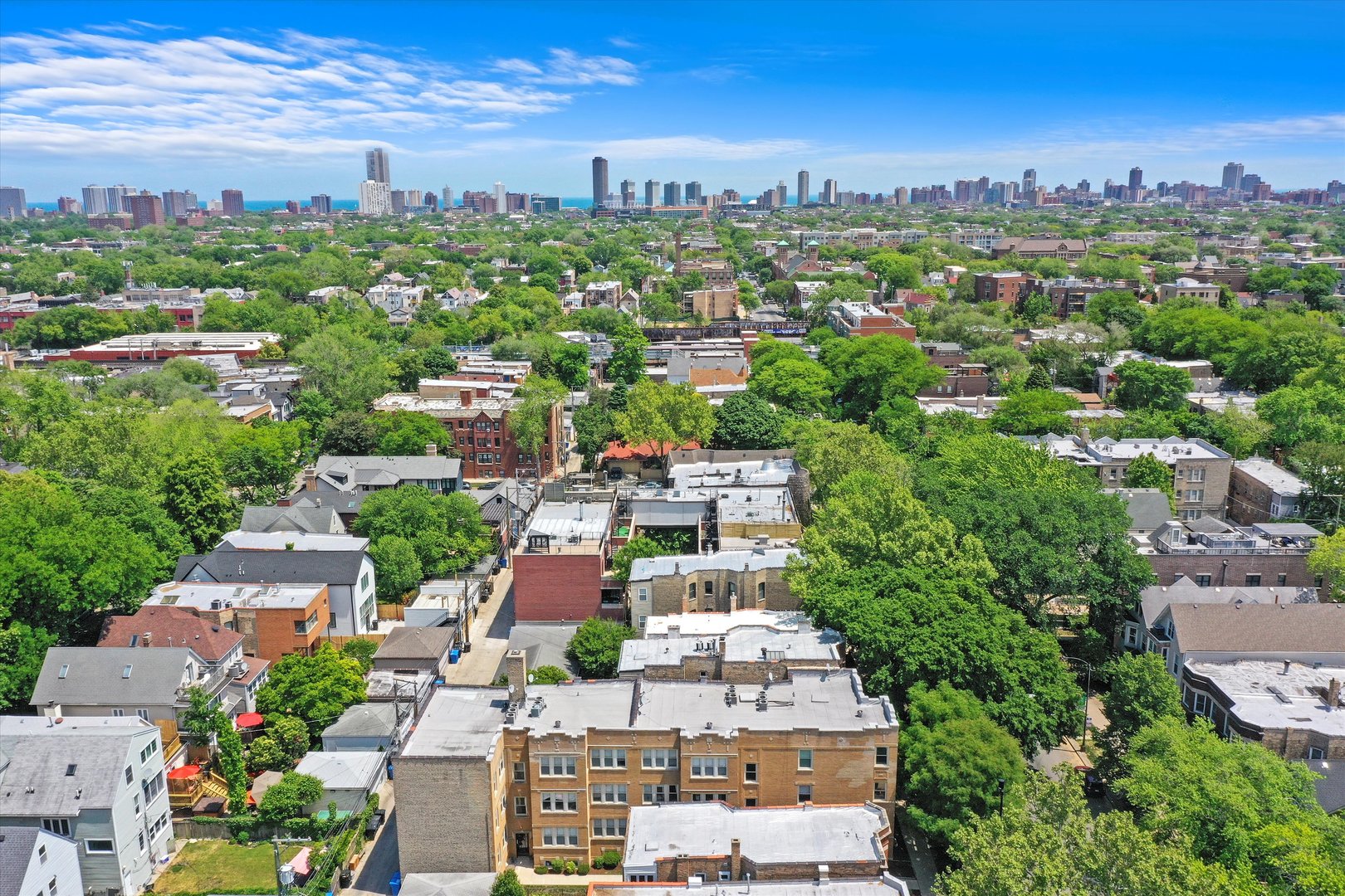 1928 West Addison Street, Unit 1S Chicago, IL 60613 - Photo 21 of 25 an aerial view of a city