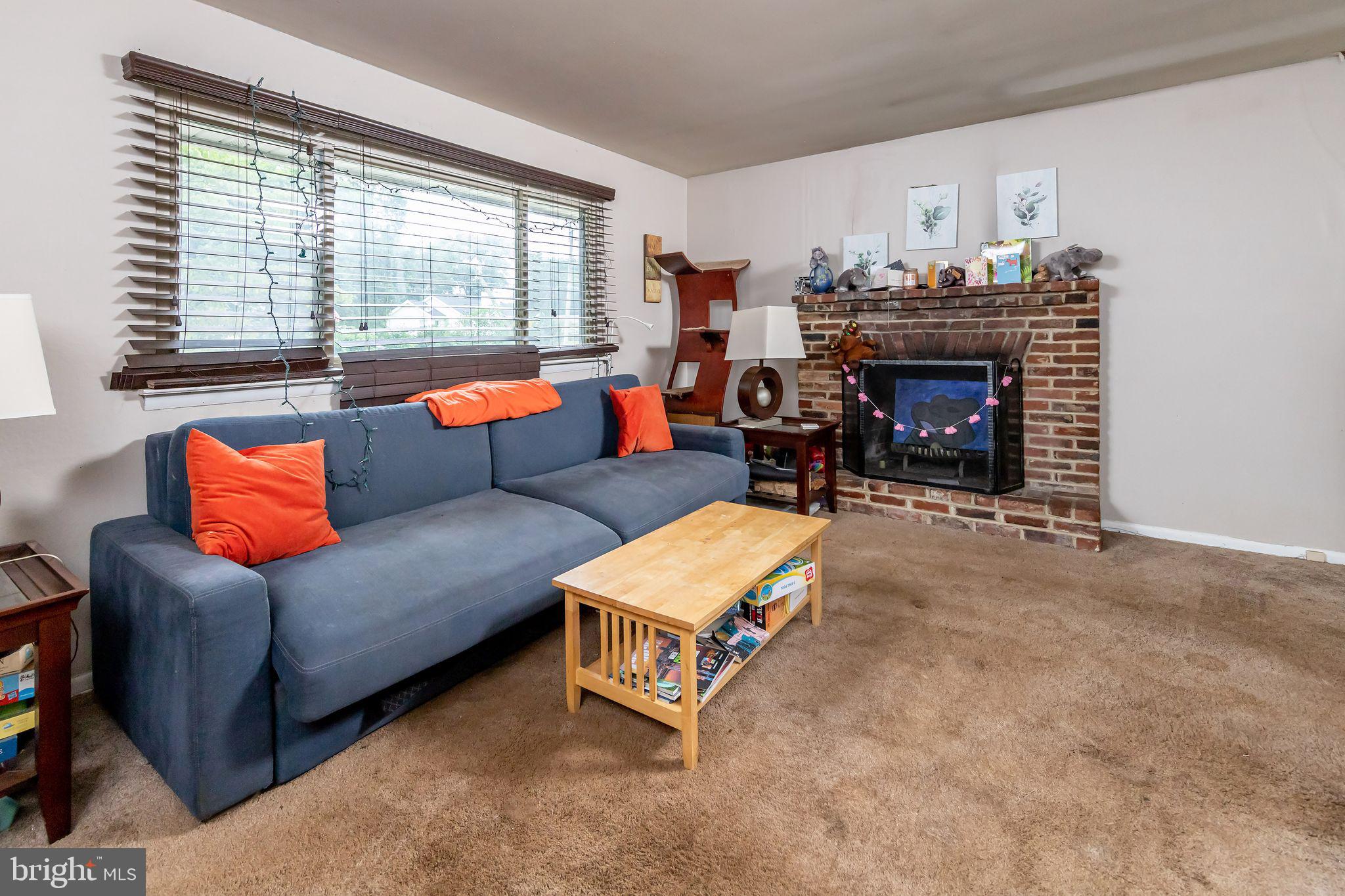 818 West Evesham Road Glendora, NJ 08029 - Photo 3 of 19 3 Bedrooms/1Bath/Sunroom/Basement