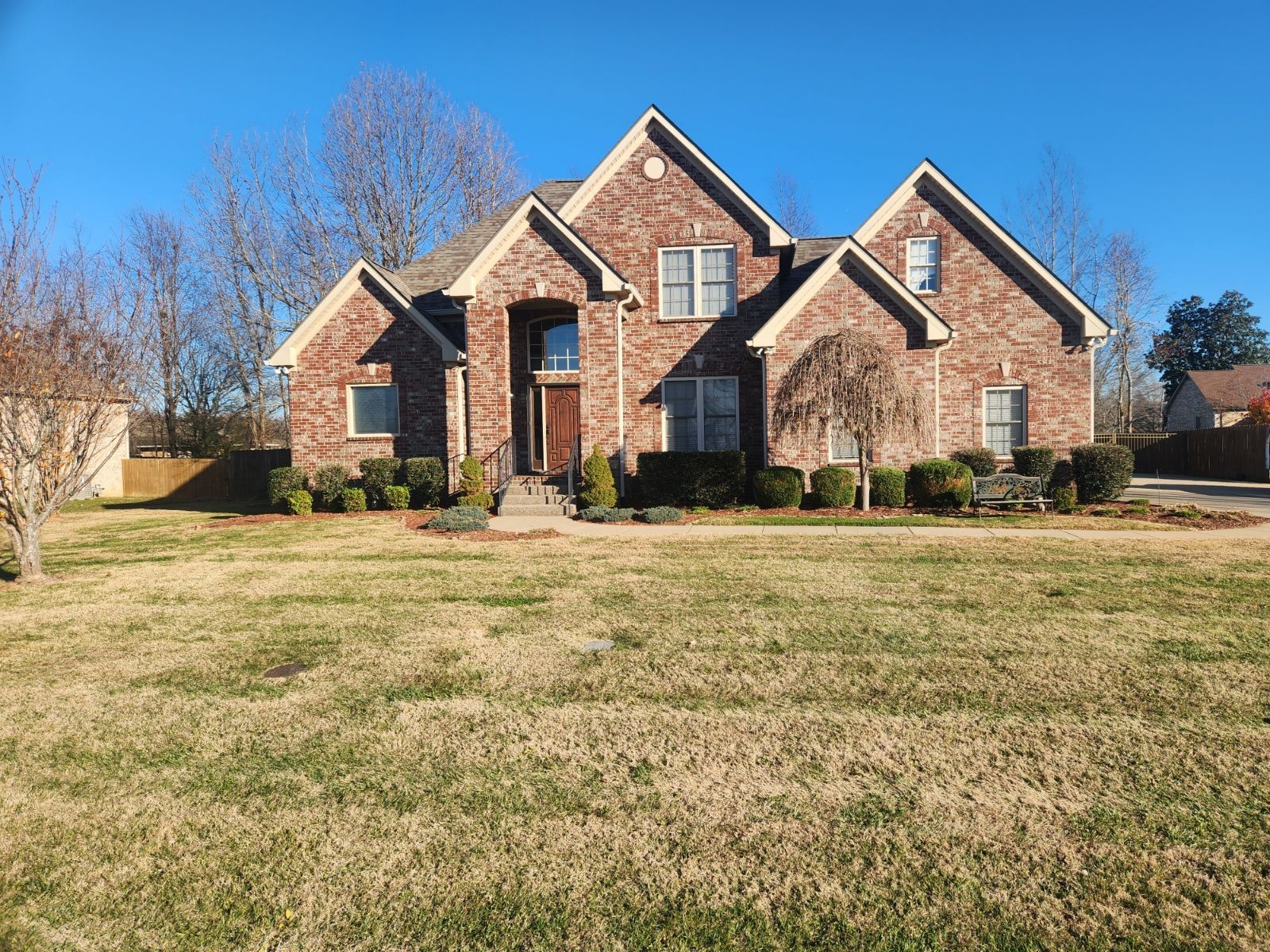 331 Tivoli Trail Springfield, TN 37172 - Photo 4 of 44 a front view of a house with a yard