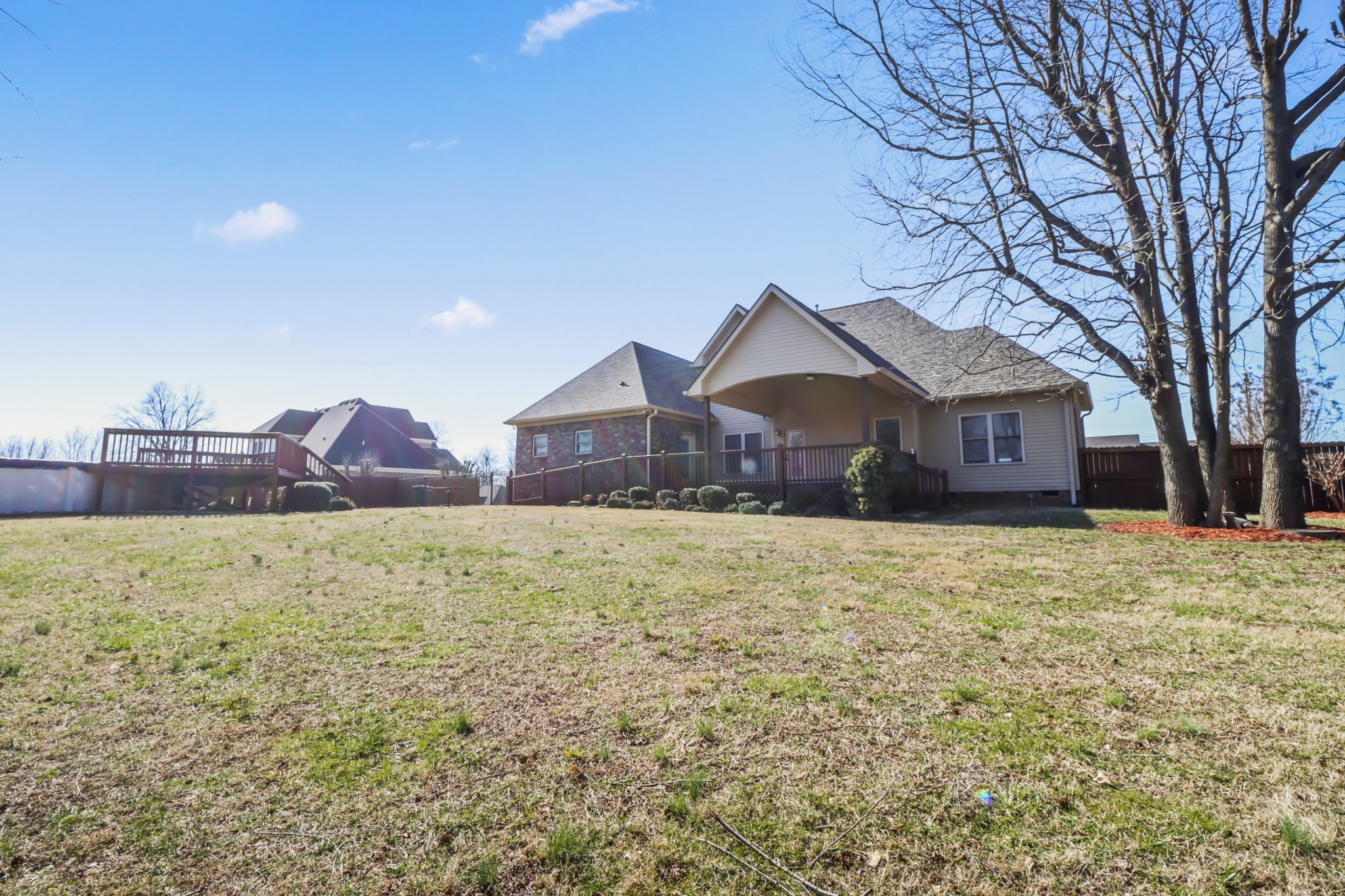 331 Tivoli Trail Springfield, TN 37172 - Photo 6 of 44 a front view of house with yard and trees