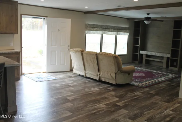 $279,900 | 2221 Brushy Creek Road, Lucedale, MS 39452