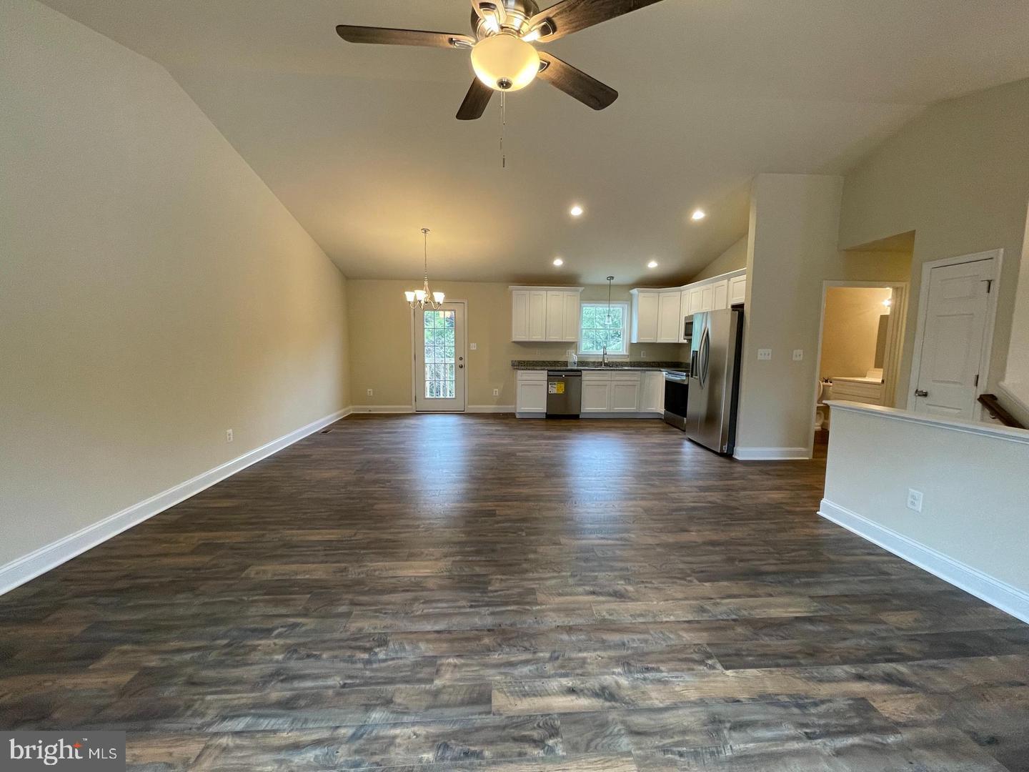 8112 Leland Road Manassas, VA 20111 - Photo 5 of 13