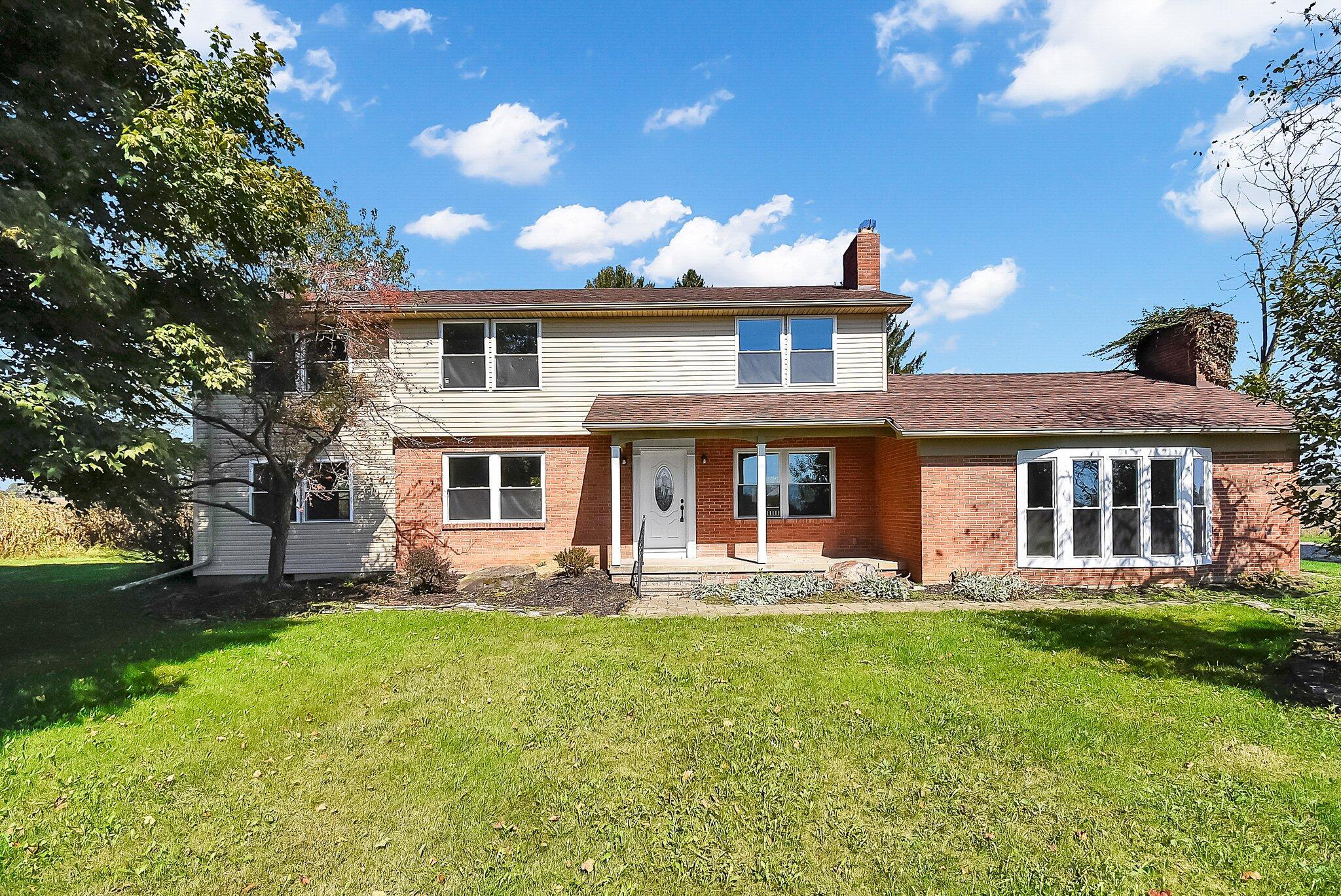 1-web-or-mls-13061-montgomery-rd