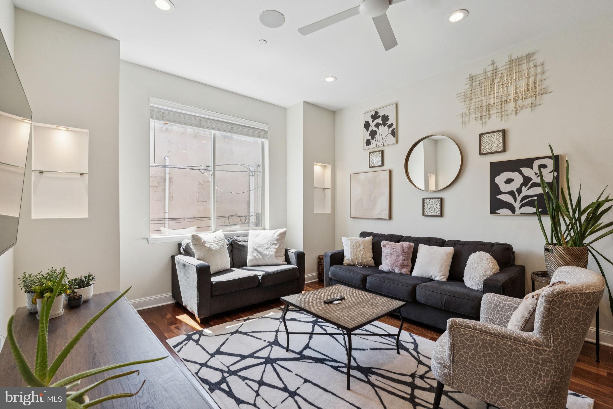 1915 League Street Philadelphia, PA 19146 - Photo 4 of 35 Great Room