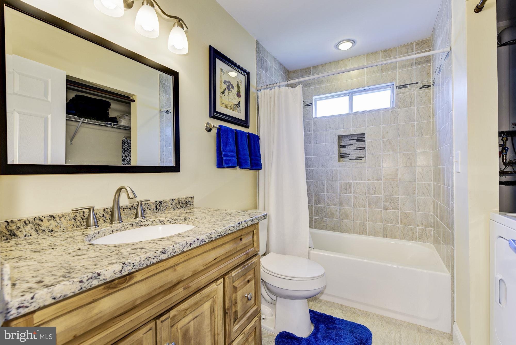 5 Mayfair Road Southampton, NJ 08088 - Photo 22 of 31 Hall Bath