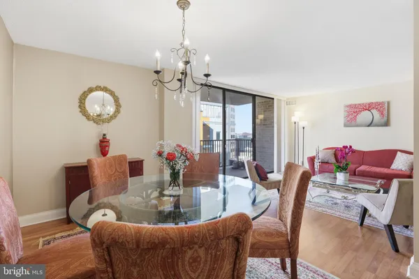 $157,000 | 4 Monroe Street, Unit 909, Rockville, MD 20850