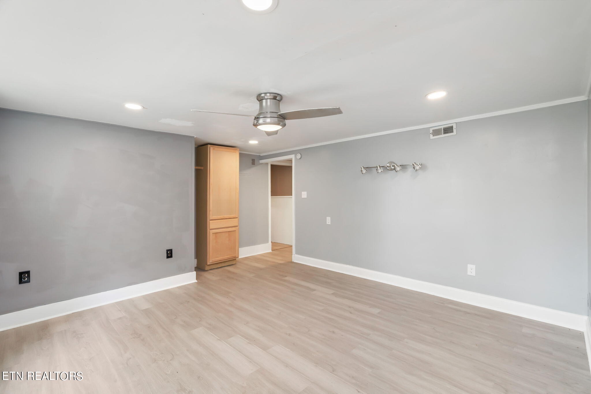 408 Delaware Avenue Oak Ridge, TN 37830 - Photo 25 of 35