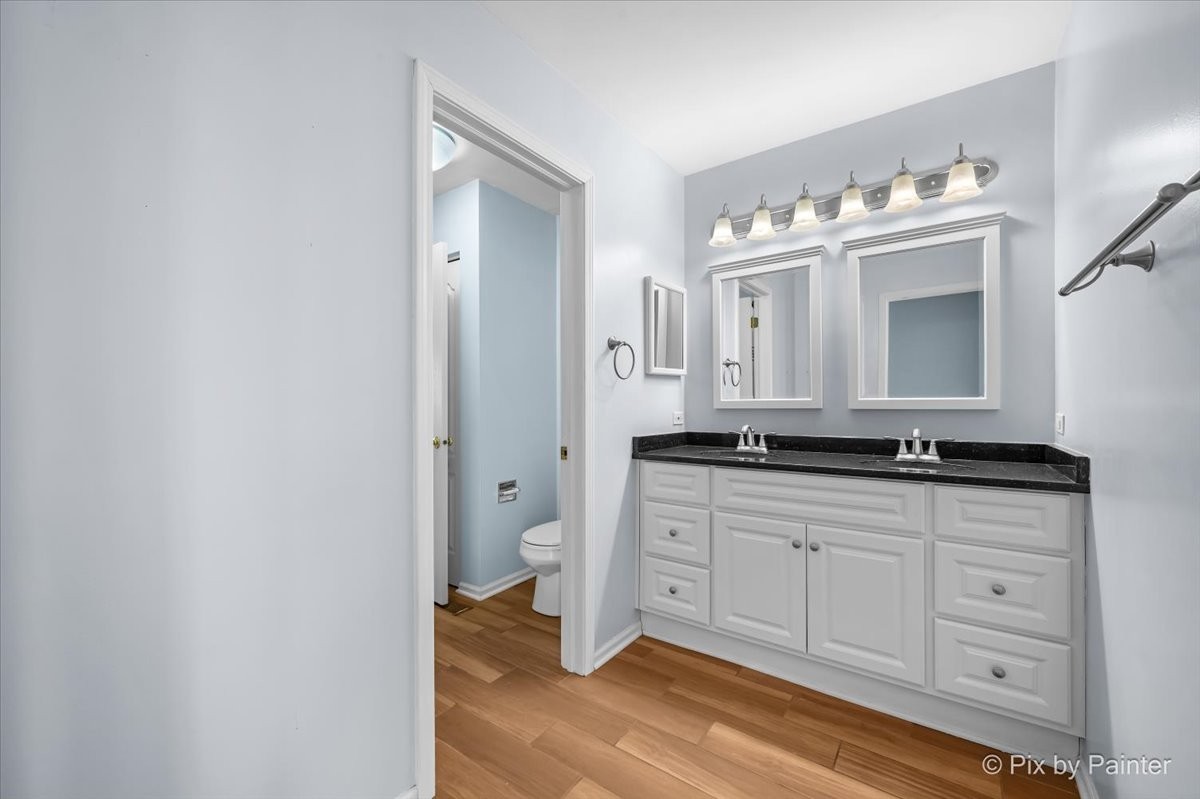 2424 Oneida Lane Naperville, IL 60563 - Photo 12 of 29