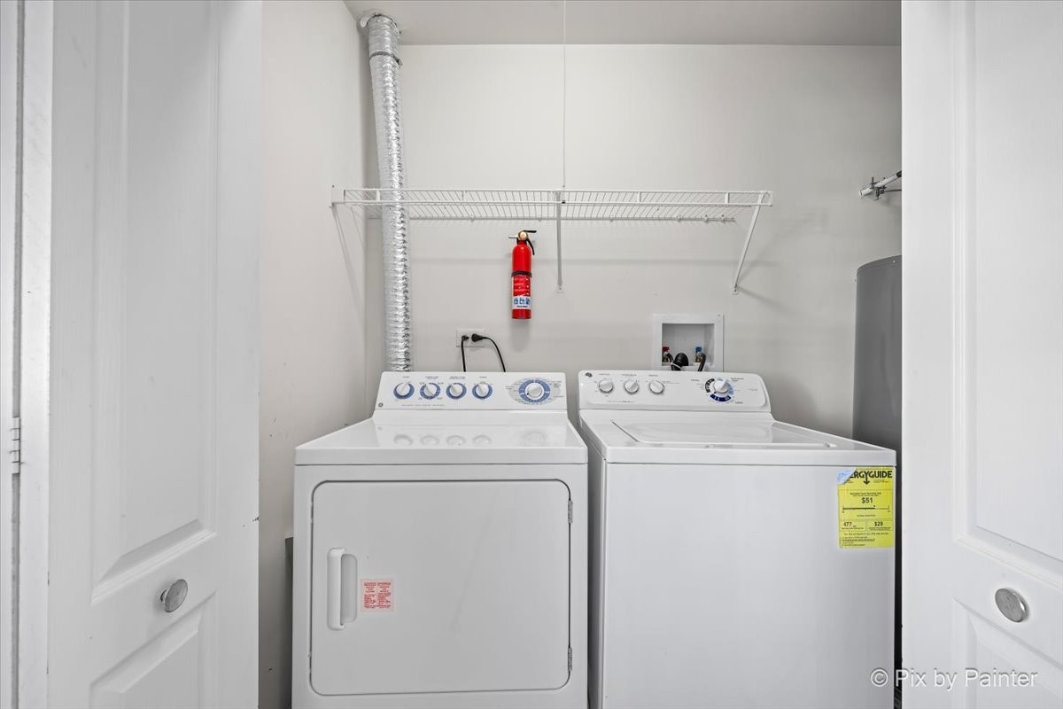 2424 Oneida Lane Naperville, IL 60563 - Photo 17 of 29